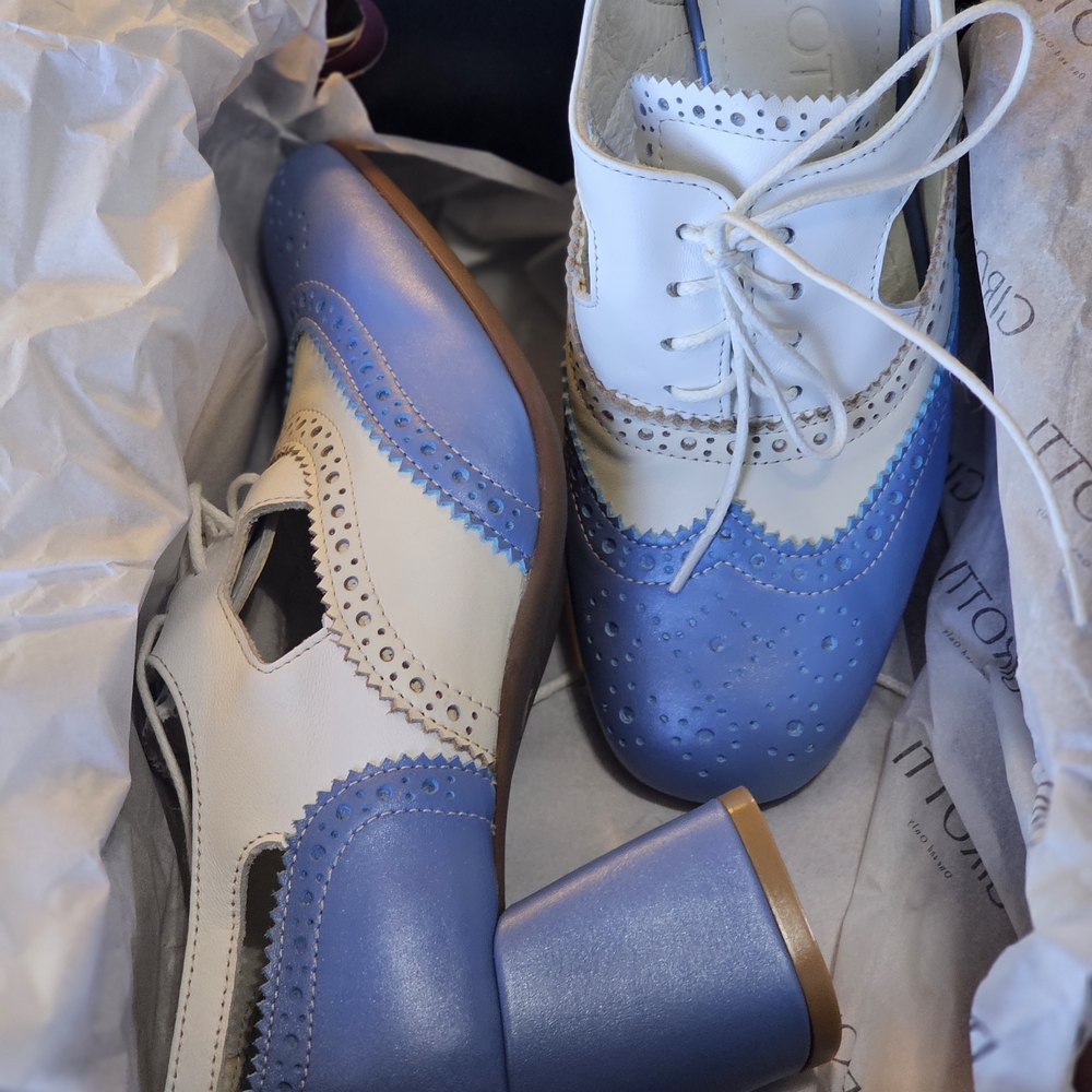 Chic Two-Tone Women's Heels